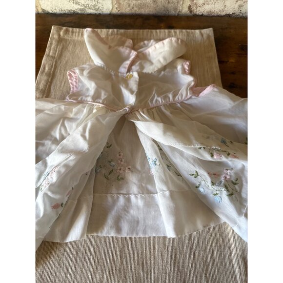 Vintage Baby Dress With Pink Satin Trim & Floral Embroidery - Picture 4 of 16